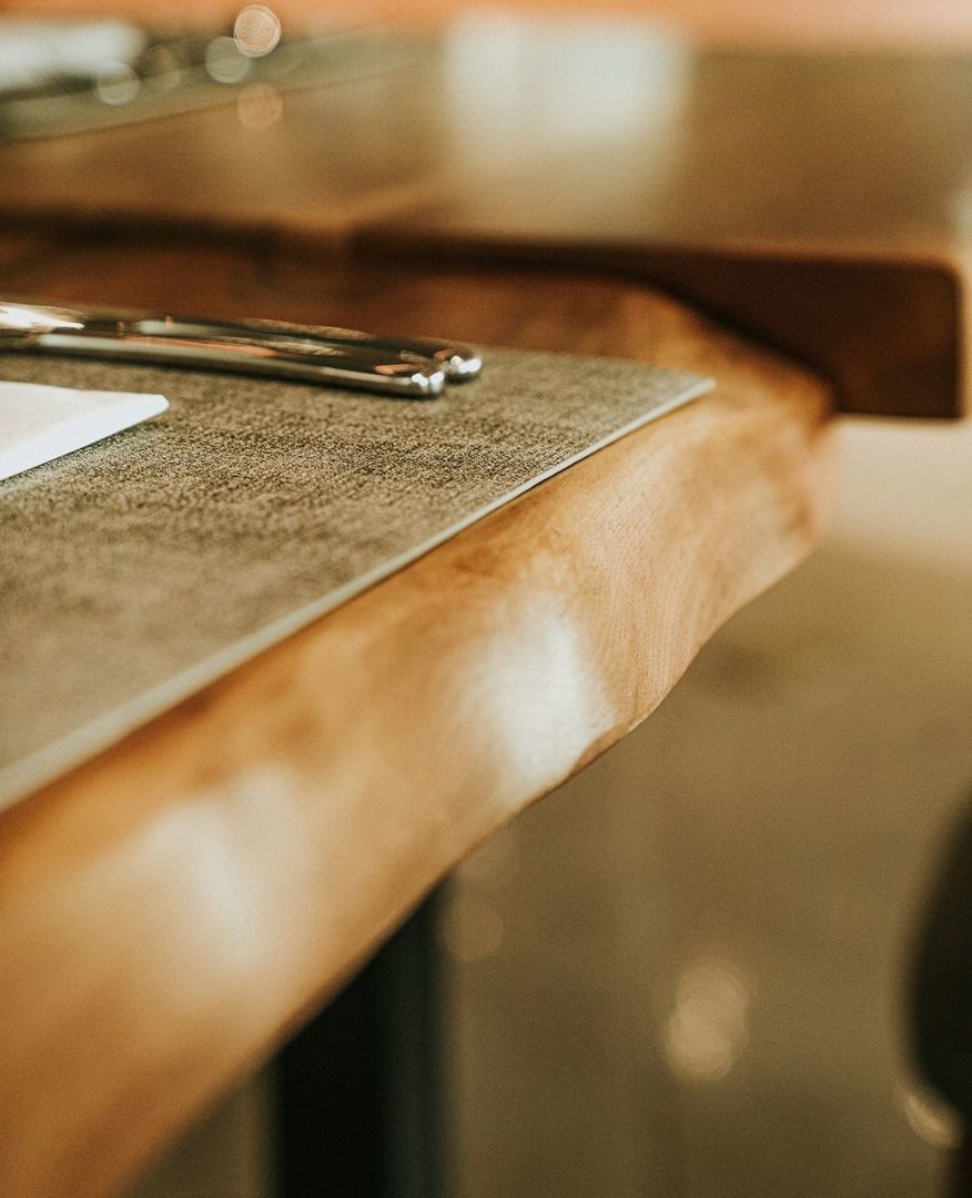 Dining - Erth
